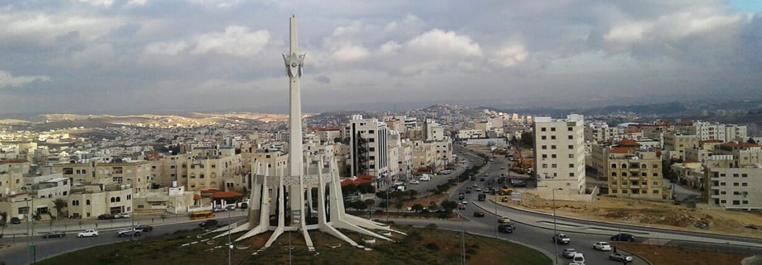 لواء الجامعة: قلب التعليم والثقافة والاقتصاد في عمان