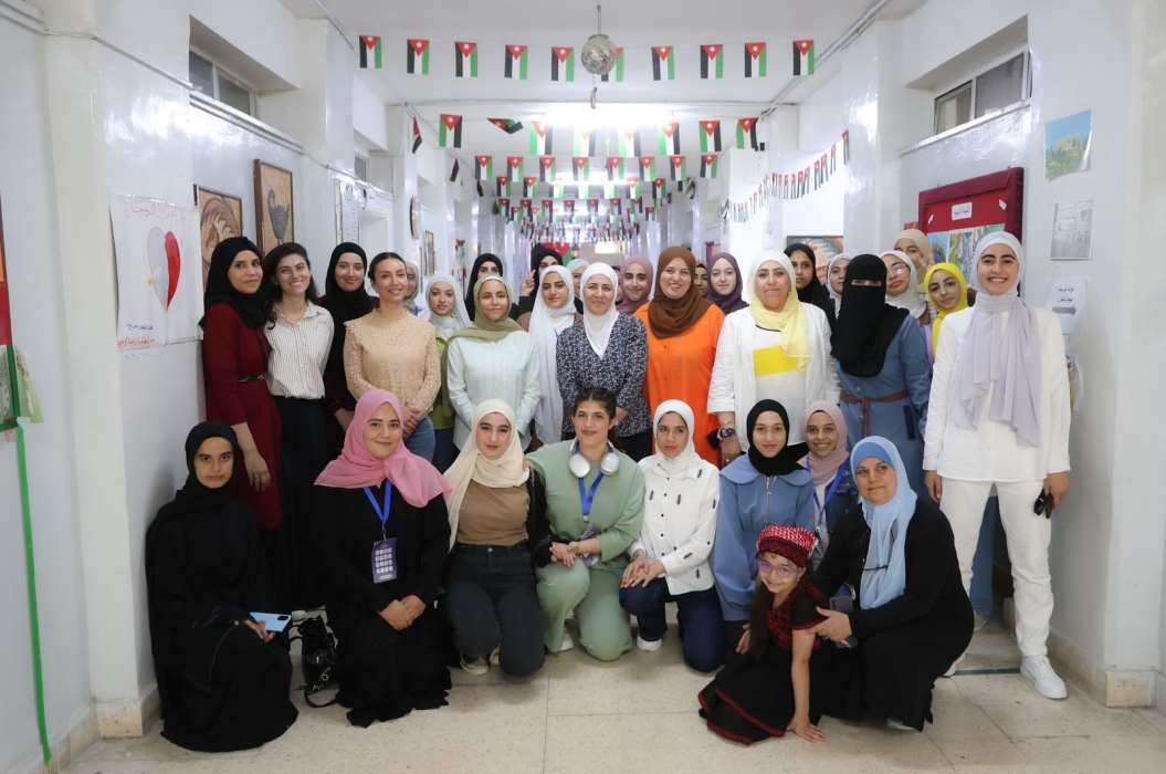 الزعبي تتفقد مشاريع طلبة النادي الصيفي لتصميم وتطوير الألعاب الإلكترونية ...صور