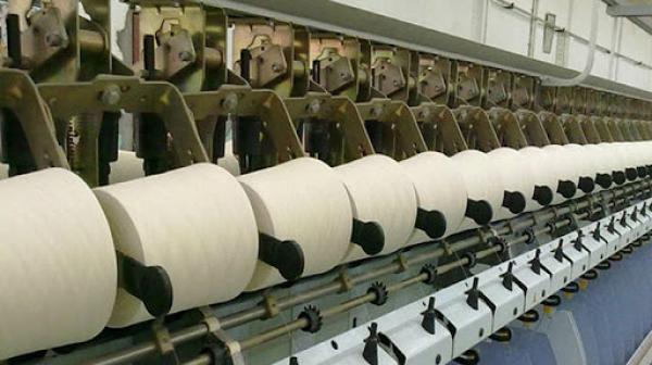 اتحاد العمال ومنظمة العمل الدولية يبحثان تحديات قطاع الغزل والنسيج