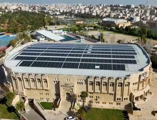 الأشغال تنهي مشروع رفع كفاءة الطاقة في مدينة الحسين للشباب