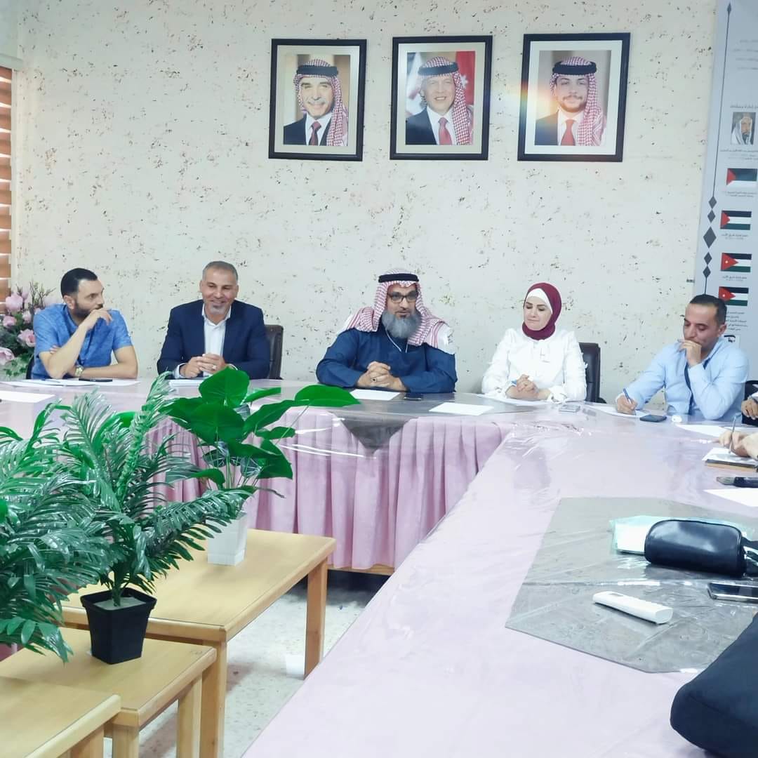 العطيوي يلتقي مديري مدارس التعليم المهني والتقني BTEC