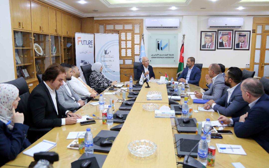 اتفاقية لتدريب مهندسين حديثي التخرج بين المهندسين ومجموعة المستقبل