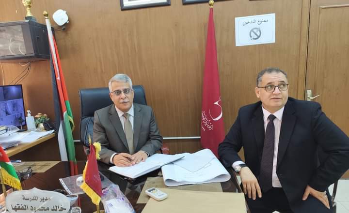 الخصاونة يتفقد استعدادات بدء العام الدراسي الجديد في مدرسة دير السعنة الثانوية للبنين