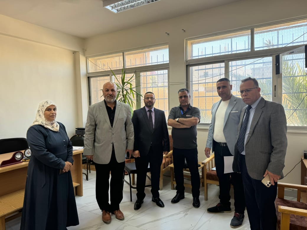 في اول يوم للعام الدراسي الجديد  الفقير  زيارة تفقدية لمدرسة بصيرا الثانوية للبنات