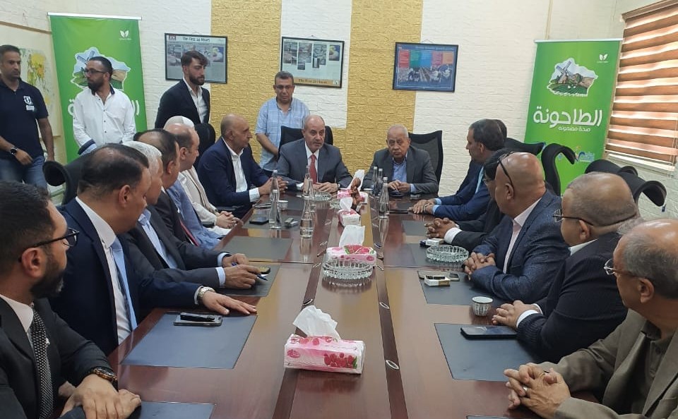 وزير الصناعة والتجارة يزور مصنع دجاج الطاحونة ويؤكد أهمية قطاع الدواجن للأمن الغذائي