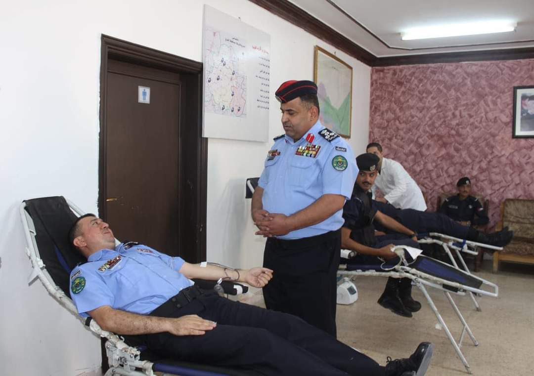 العميد اللبابدة يتابع حملة التبرع بالدم في المفرق ... صور