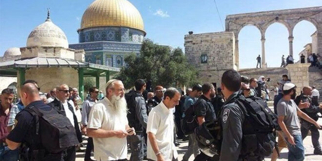 Dozens of Israeli settlers storm into Jerusalem’s Aqsa mosque