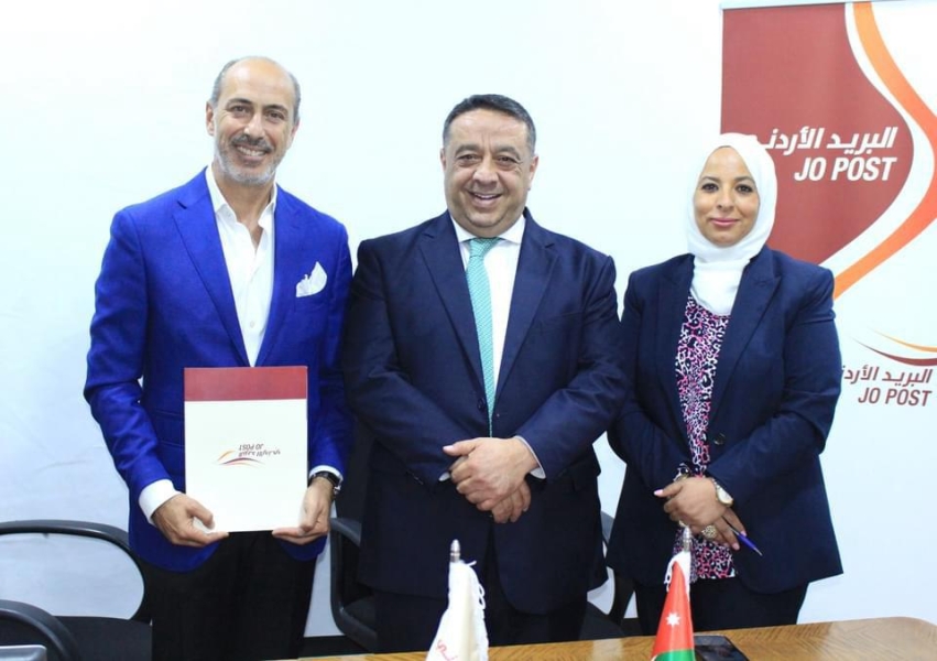 البريد الأردني يوقع عدة إتفاقيات مع شركات النقل والشحن والتخليص لتقديم خدمات معالجة البريد السريع في مركز جمرك التجارة الإلكترونية