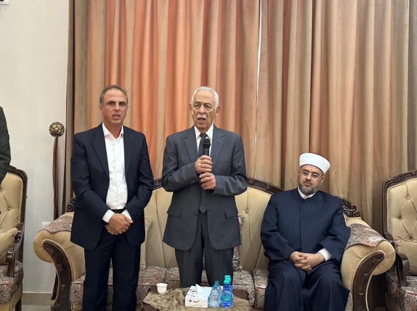 مندوبا عن الملك وولي العهد.... العيسوي يعزي آل كمال والتميمي وحداد