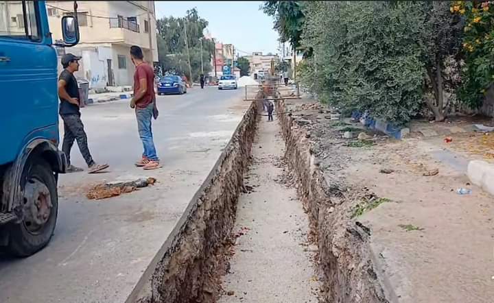 بلدية الكفارات تستكمل مشروع تصريف مياه الأمطار