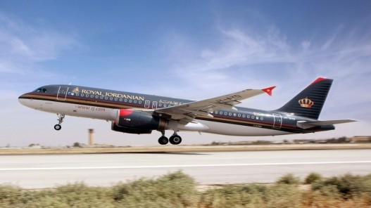 عاجل ..الملكية الأردنية تعلق  جميع الرحلات الجوية إلى بيروت