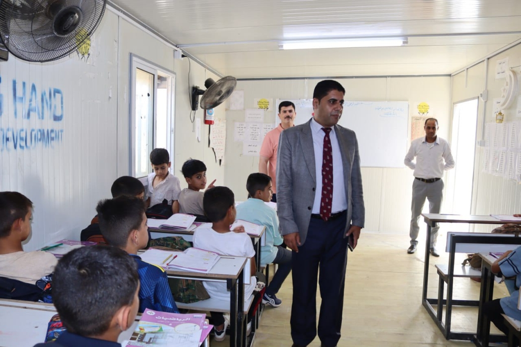 الشرفات يتفقد مدرسة أبو ذر الغفاري الاساسية للبنين