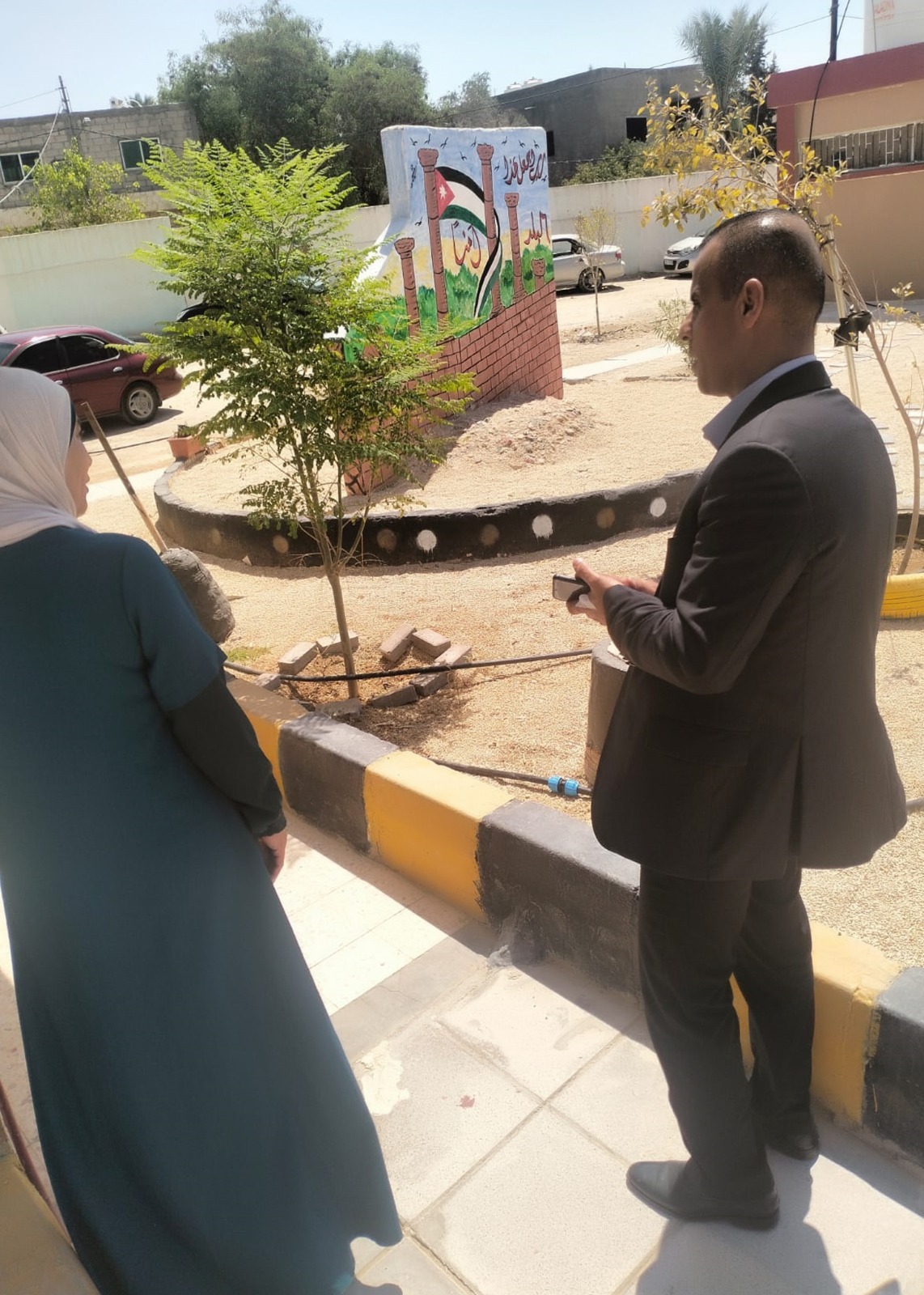 هديرس يتفقد مدارس منطقة الجوفة في الشونة الجنوبية