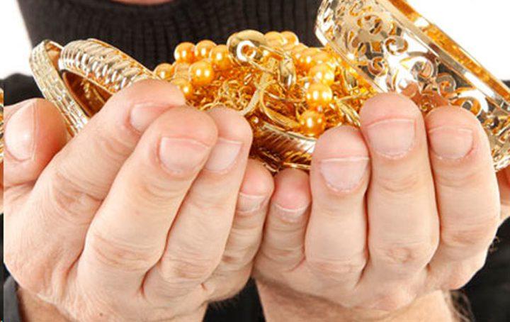 تهمة القتل تمهيدا للسرقة لاردني خنق سبعينية