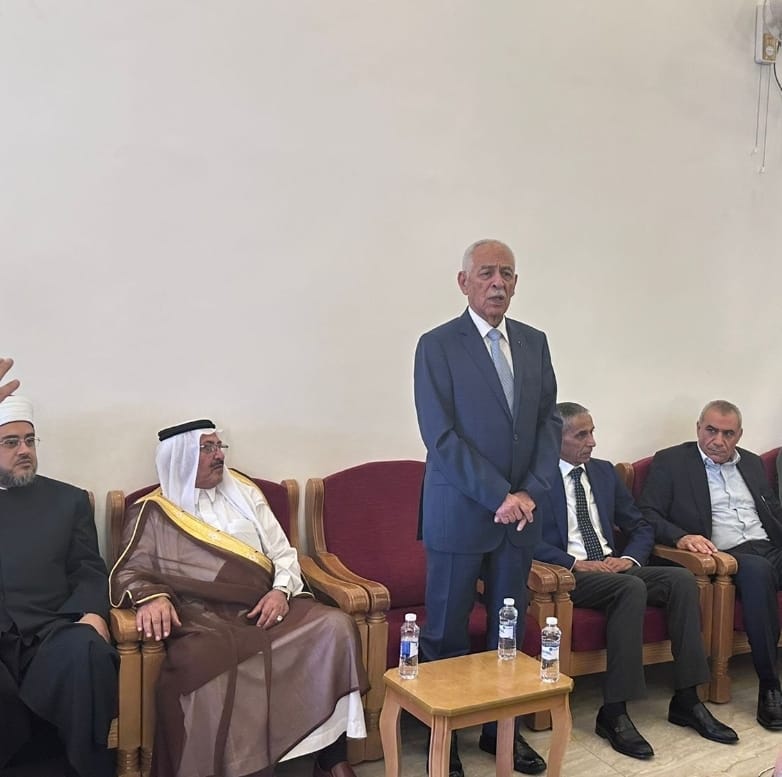 مندوبا عن الملك وولي العهد..العيسوي يعزي عشيرتي الحسبان والعبداللات