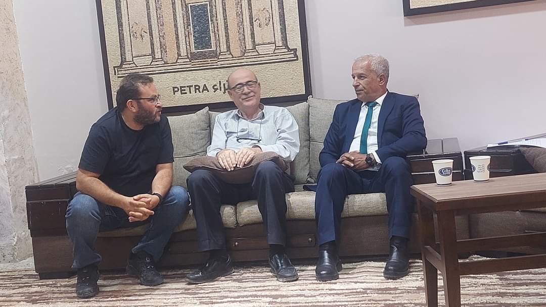 السرحان يحاضر حول  الأحزاب وقانون الانتخاب وكيف يتم مواجهة  خطابات التحريض والكراهية والتشكيك والشائعة