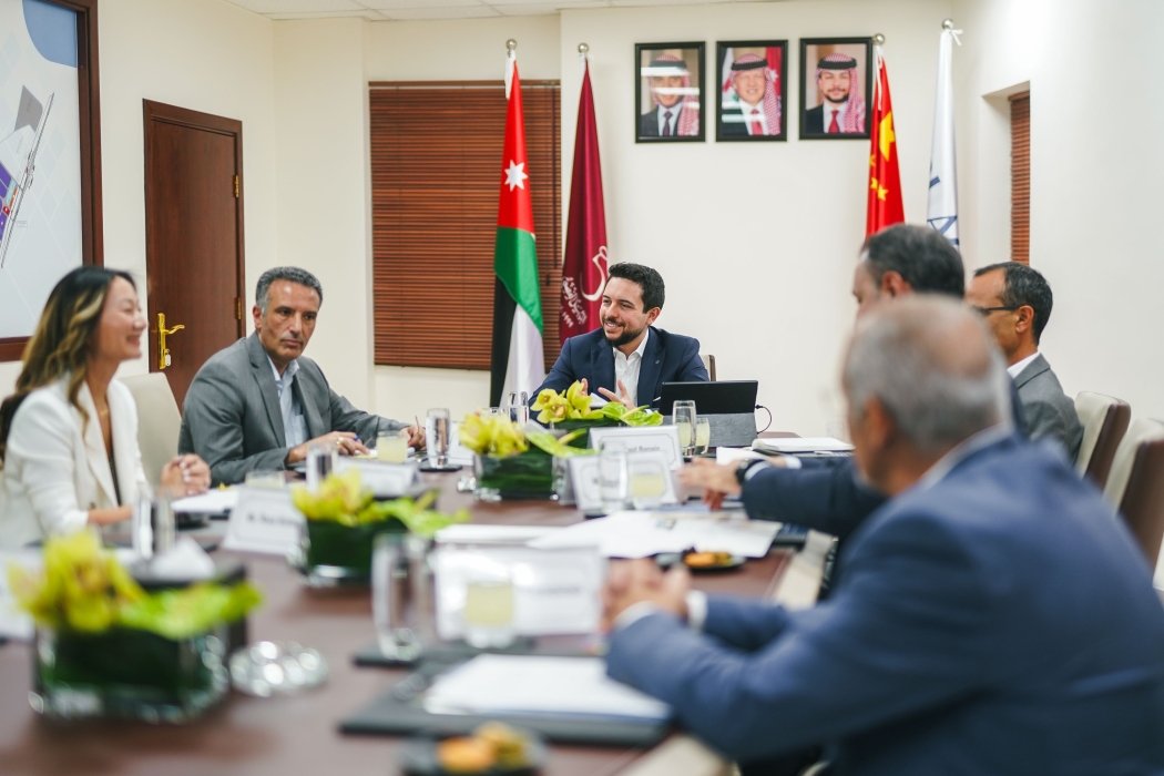 Crown Prince urges removing obstacles facing investors#44; supporting industry in Aqaba