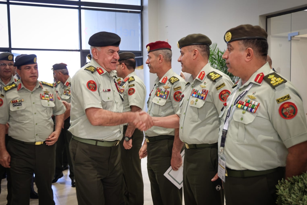 Army chief visits pavilions participating at SOFEX 2024