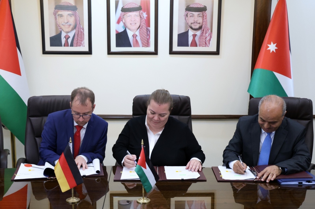 Jordan#44; Germany Sign Agreements to Boost Education Sector