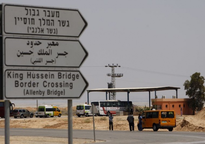 Karamah Crossing Closed in Both Directions