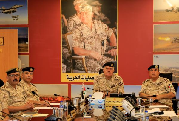 بالصور... الحنيطي يزور مديرية العمليات الحربية