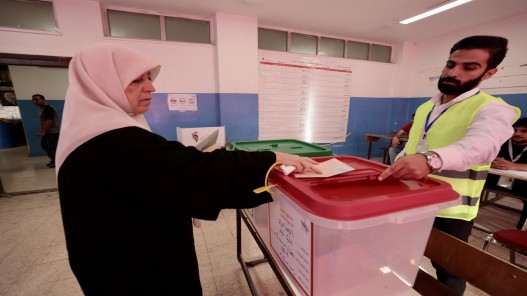 8 نسبة الاقتراع العامة في الانتخابات النيابية