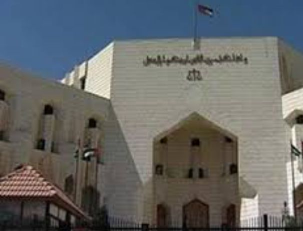 ذوو الموقوفين على خلفية الحج غير النظامي يطالبون بالإفراج عنهم  تفاصيل