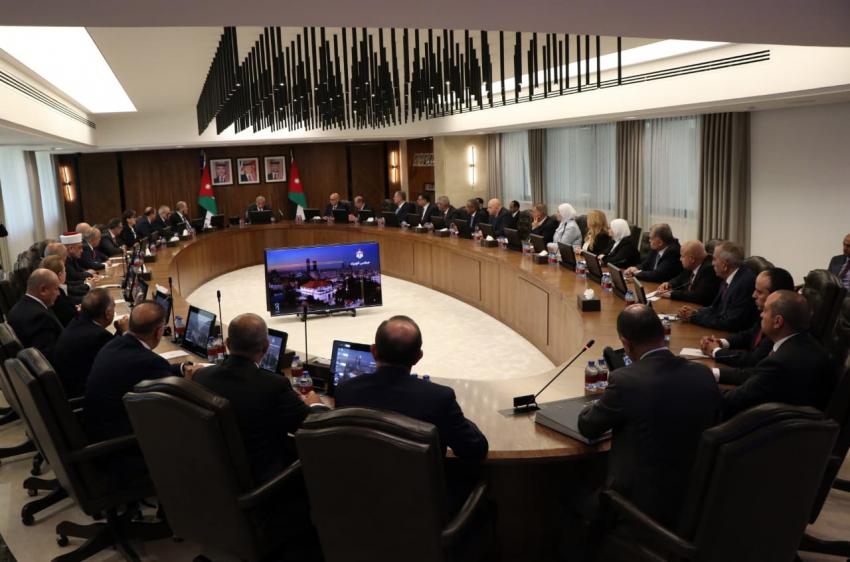 حسان للوزراء: لا أسألكم المستحيل والميدان ساحتنا ولا تقصروا بدقيقة