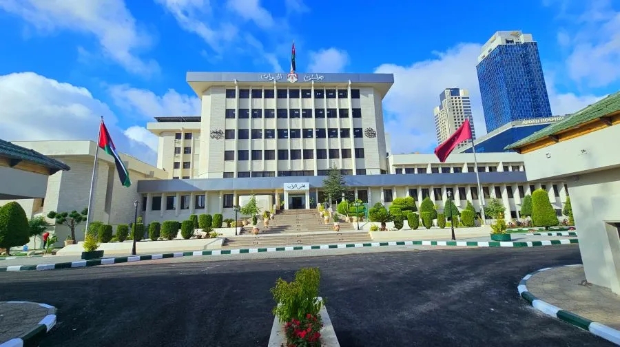 نصراوين: البرلمان الجديد قد يطرح الثقة بوزراء