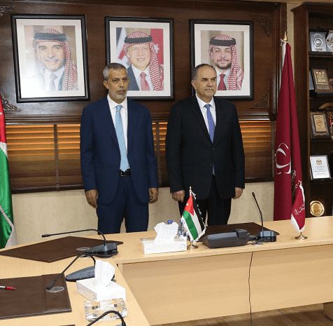 48 محامياً يؤدون اليمين القانونية أمام وزير العدل