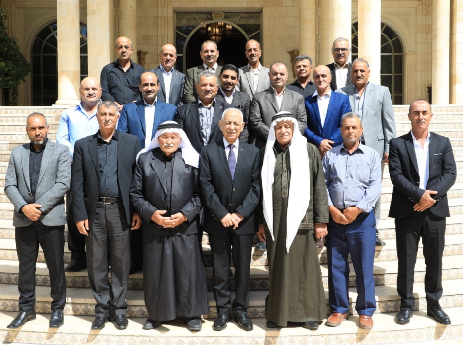 رئيس الديوان الملكي الهاشمي يلتقي وفدا من عشيرة بني معروف...صور