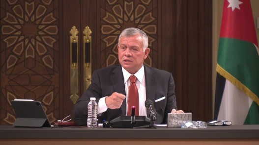 عاجل ..الملك يؤكد في اتصال مع ميقاتي وقوف الأردن المطلق مع لبنان