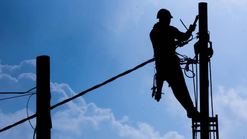 فصل مبرمج للتيار الكهربائي عن مناطق في المفرق وجرش غدا