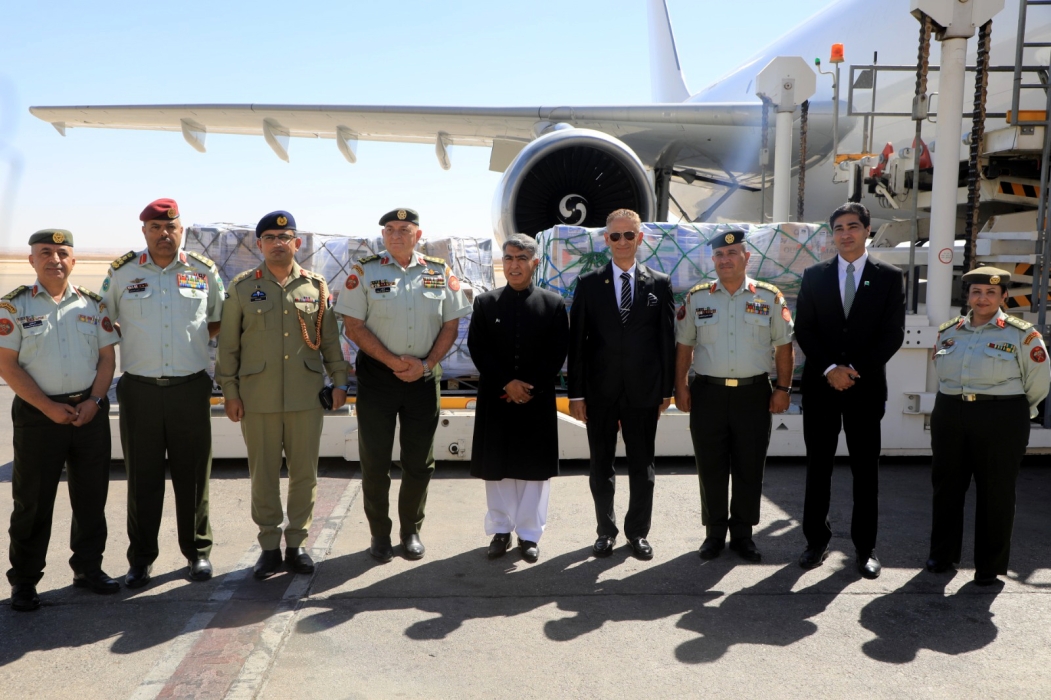 Army Receives Medical Supplies from Pakistani Foundation for Gaza Field Hospitals