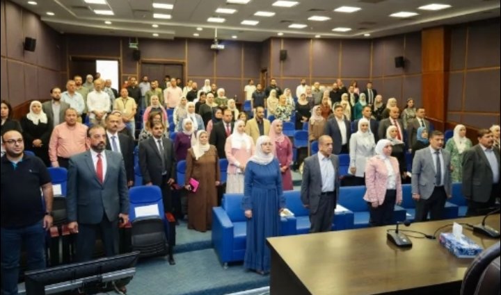 وزارة النقل تكرم الموظفين والمتقاعدين المتميزين