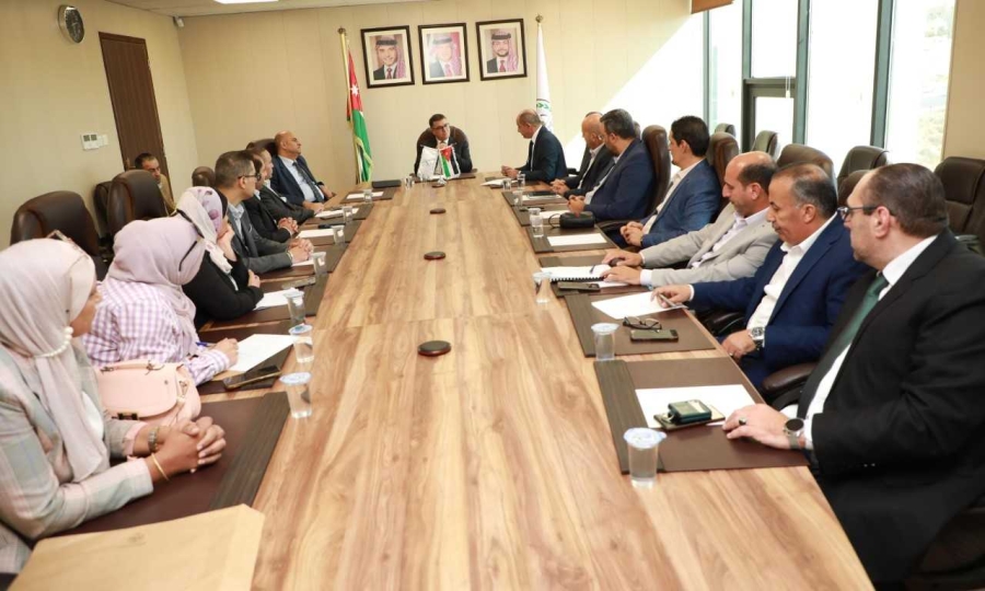 الزراعة توقع اتفاقيات لإنشاء مصنع لتجهيز الأسماك