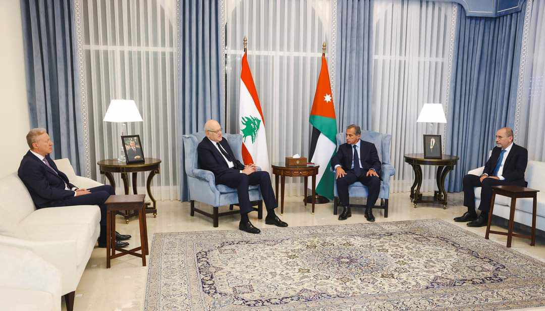 رئيس الوزراء يستقبل رئيس حكومة تصريف الأعمال في الجمهورية اللبنانية