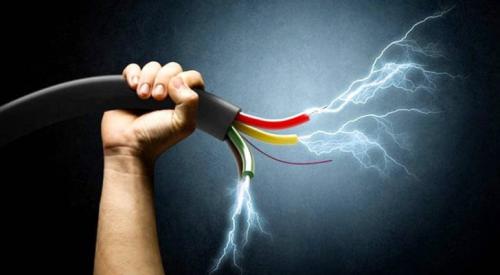 وفاة طفل بصعقة كهربائية في الأغوار الشمالية