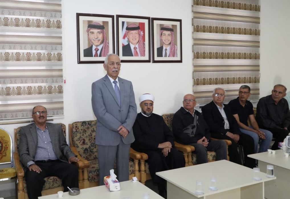 مندوبا عن الملك وولي العهد.. العيسوي يعزي العدوان والطبيشي...صور