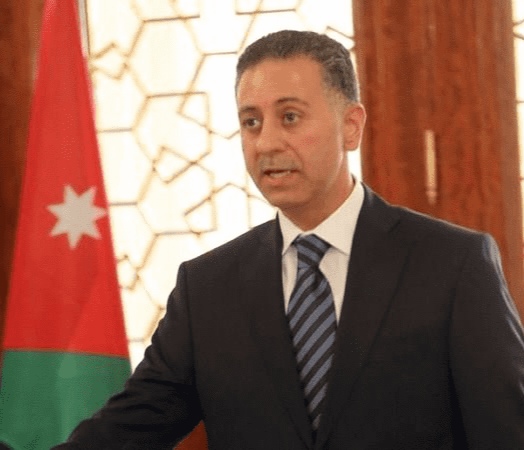 الحكومة تجمد قرار تخفيض الرسوم الجمركية للعام المقبل