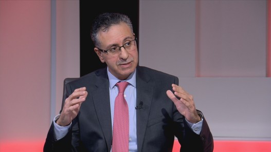 وزير الصناعة تعليقا على ضريبة المركبات الكهربائية: لندع السوق يستقر ثم نبحث الأثر