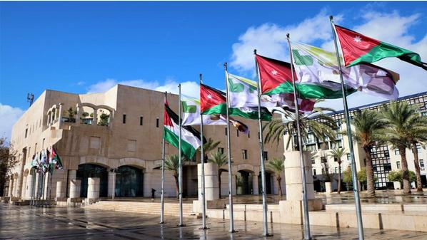 الشواربة يقرر تثبيت موظفين في أمانة عمان بوظيفة سائق مستخدم