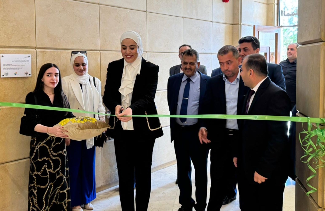 جرش: وزيرة التنمية تفتتح معرض الفن التشكيلي لمبادرة في كل بيت فنان