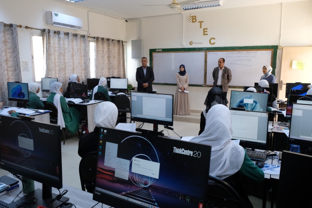 هديرس في زيارة تفقدية لمدرسة الروضة الثانوية الشاملة للبنات