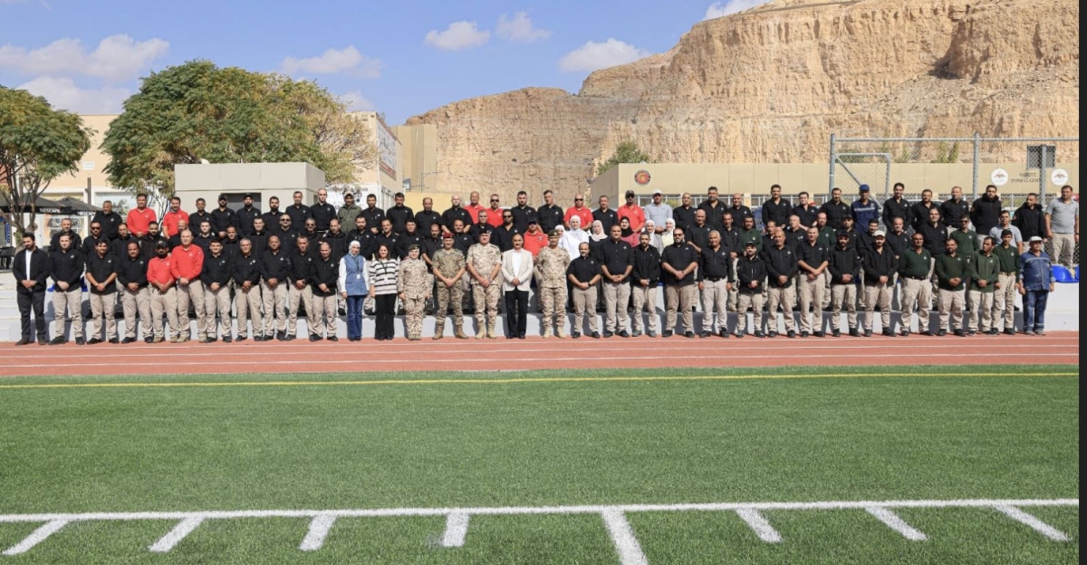 اللواء الركن الحنيطي يزور مركز الملك عبد الله الثاني لتدريب العمليات الخاصة والمركز الوطني الأردني للكلاب البوليسية