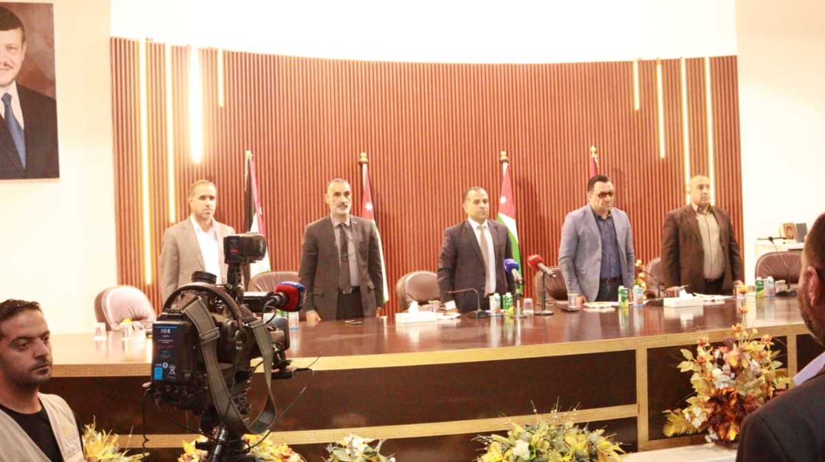 الشقيرات يرعى الجلسة الحوارية بعنوان المواطنة حقوق وواجبات التي نظمتها مديرية التربية والتعليم للواء الشوبك