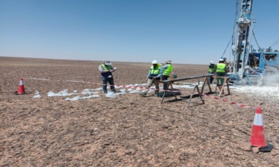 الانتهاء من حفر 29 بئرا ضمن مشروع فوسفات الريشة