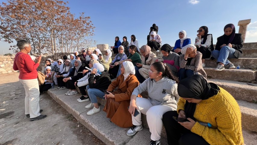 طلاب الطفيلة ووادي موسى يفتتحون منافسات مشروع (الشباب الآن) الذي تموله البوتاس العربية