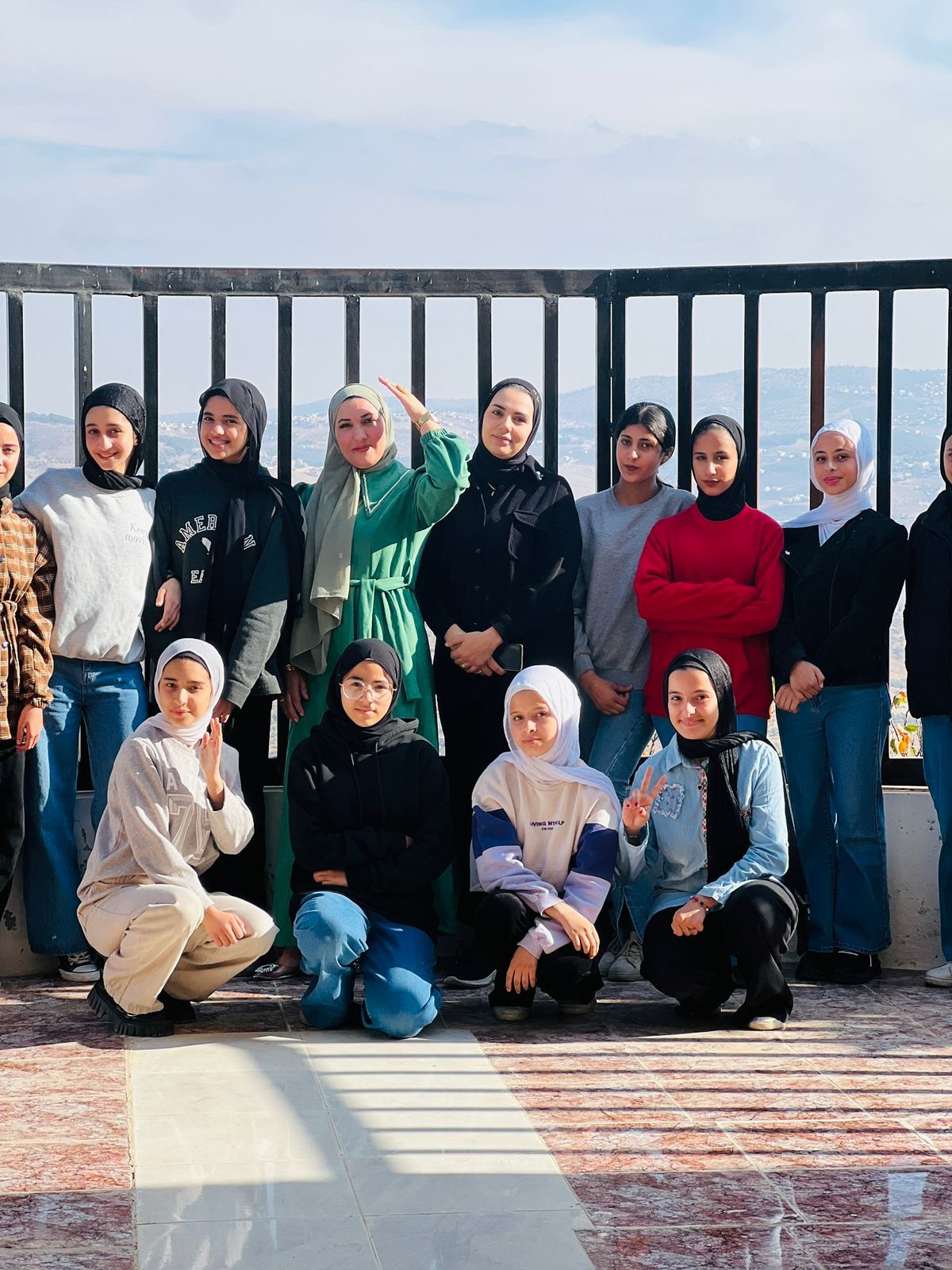 اختتام دورة التصوير الفوتوغرافي في مركز شباب وشابات الجزازة