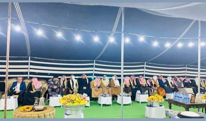 العين الشيخ سلطان بن جازي يستقبل في الحسينية محافظ معان  الجبور  ومدير شرطتها. ...صور